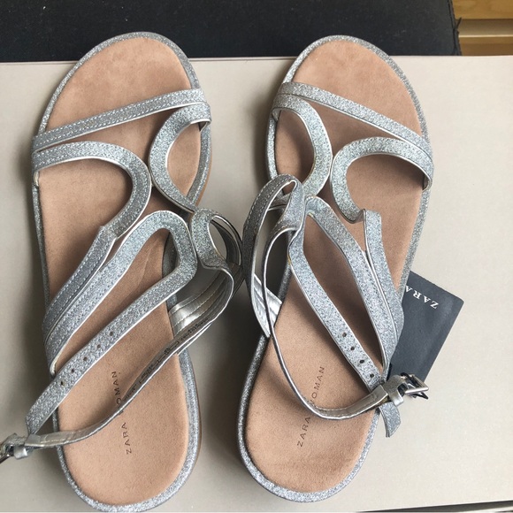 Summer silver sandals. - Picture 8 of 12